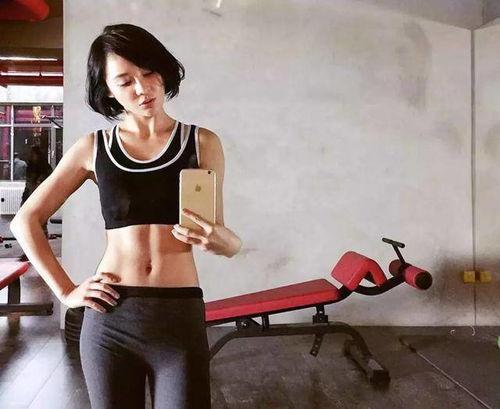 明星健身照,揭秘健身照背后的自律与坚持